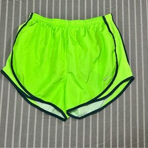 NIKE SIZE Medium WOMENS Lime GREEN ATHLETIC DRI-FIT Running shorts